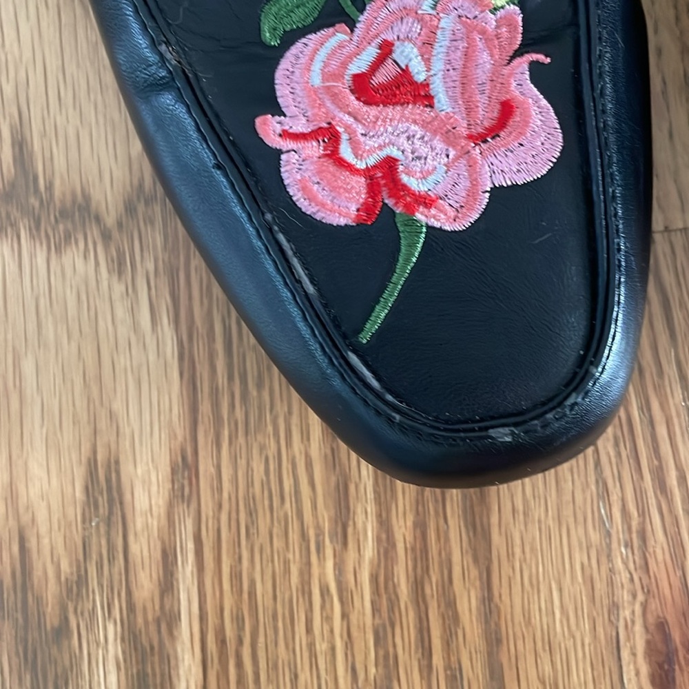 Cape Robbin floral loafers - Picture 3 of 5